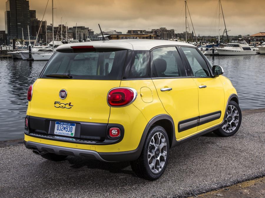  Fiat 500L Trekking 2013 года  (US) (фото 3 из 44)